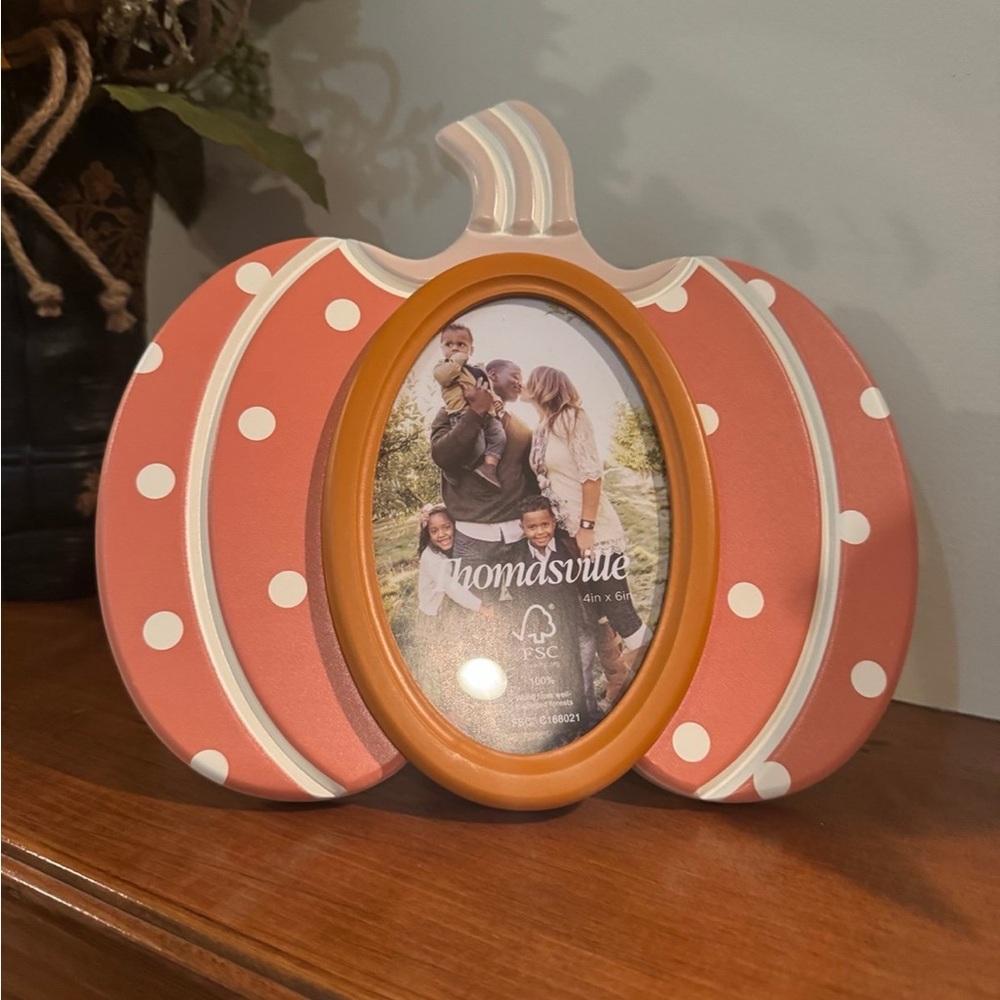THOMASVILLE FALL/HALLOWEEN PUMPKIN PICTURE FRAME NEW